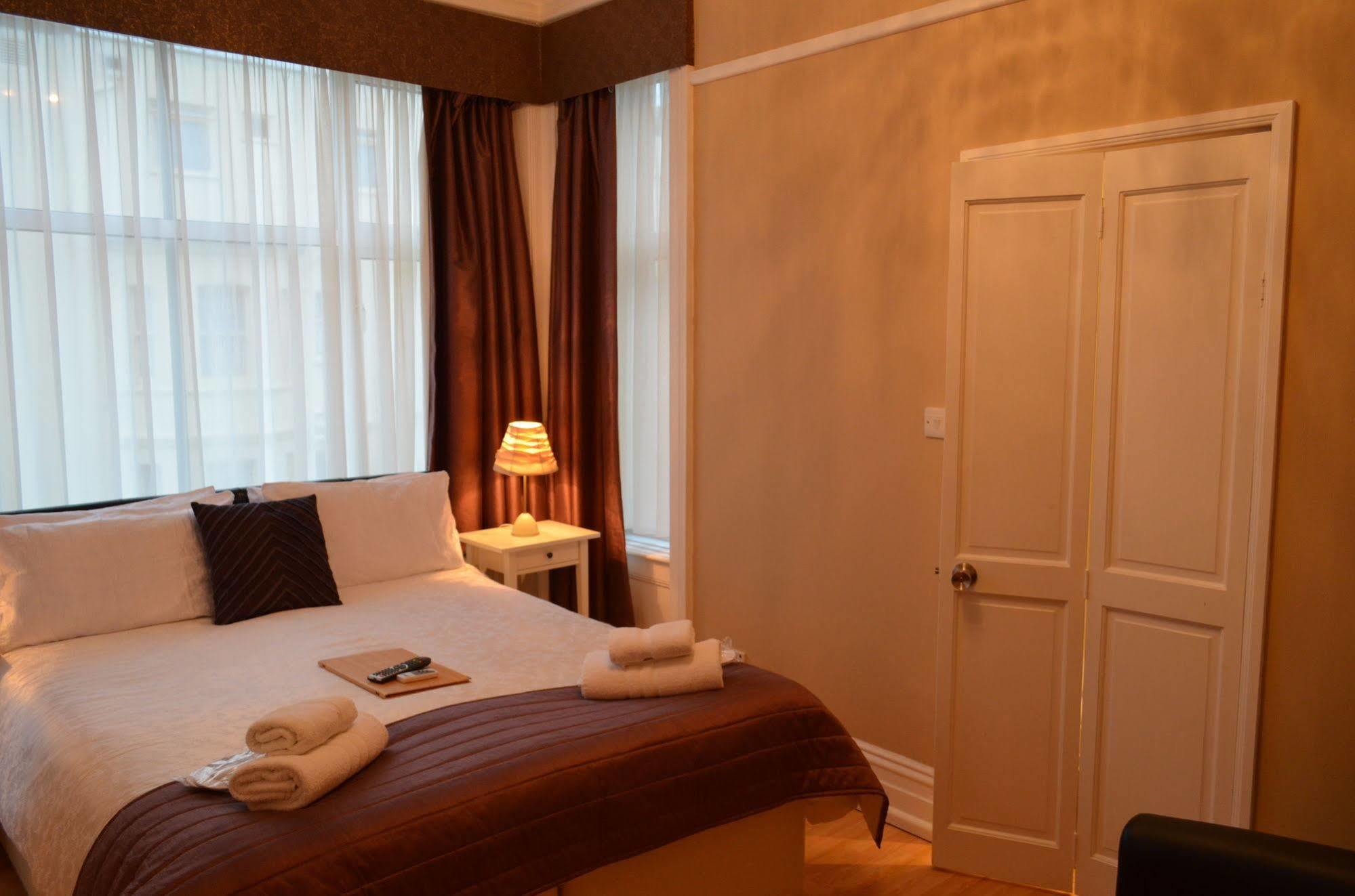Shirley B & B Bournemouth Eksteriør bilde