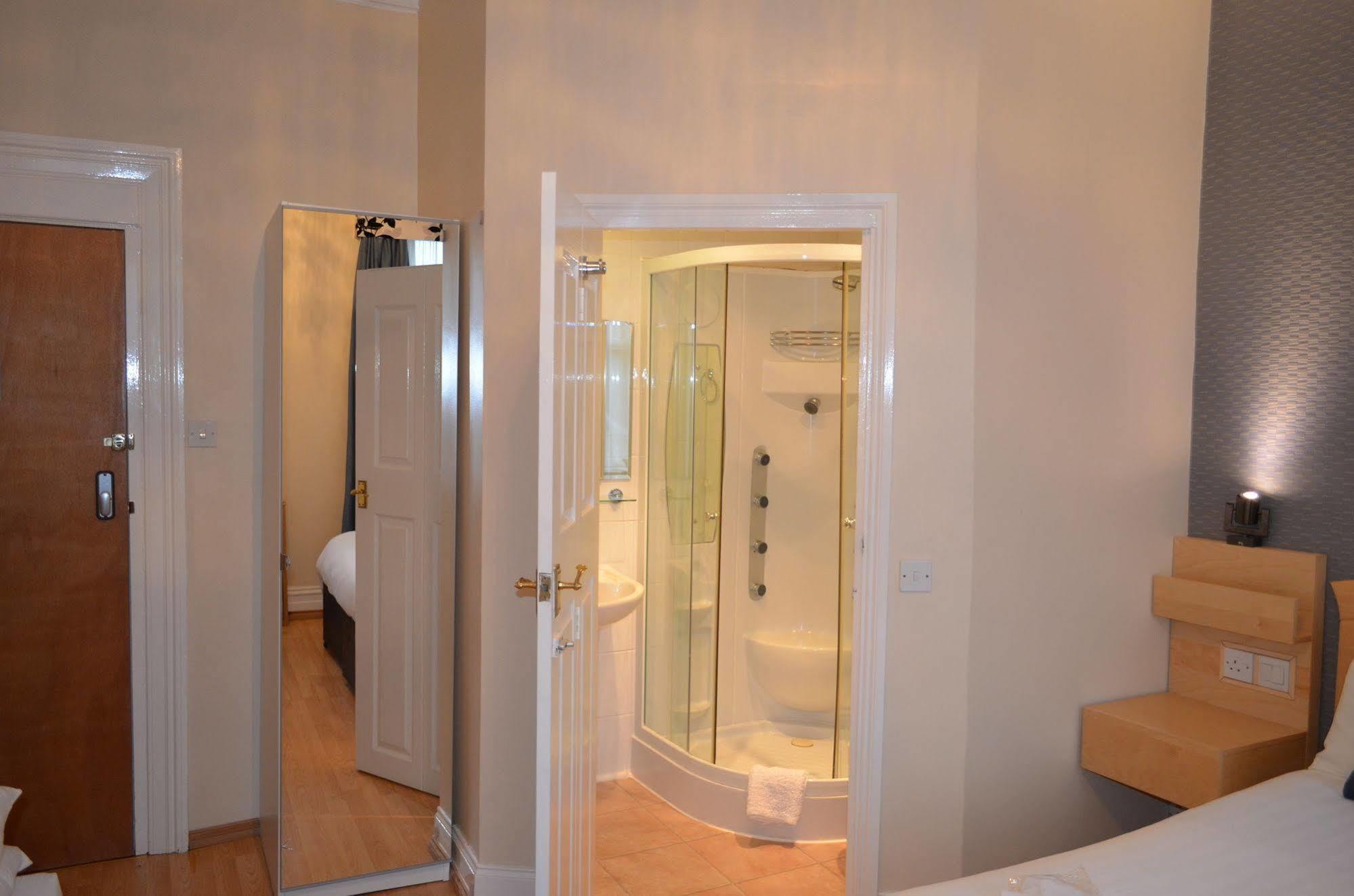 Shirley B & B Bournemouth Eksteriør bilde